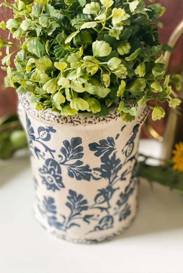 Blue Floral Pot with Handles Top View 