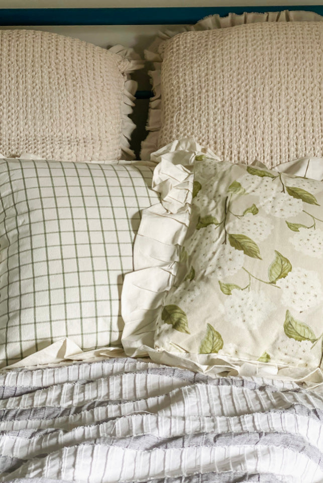 Reversible White Hydrangeas with Ruffle Pillow