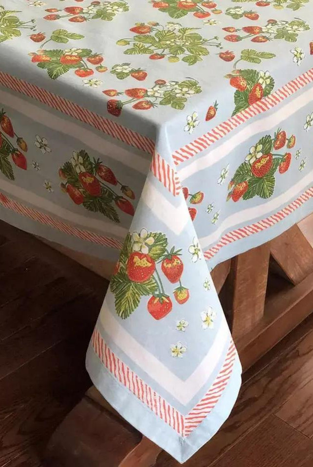 Very Berry Tablecloth