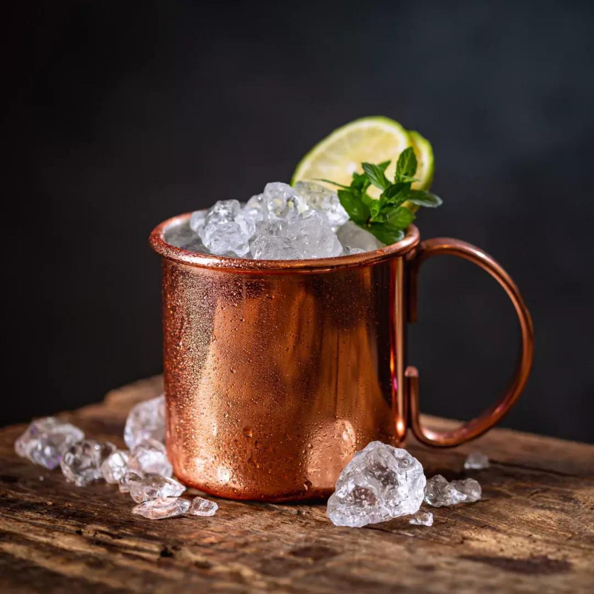 Moscow Mule Ginger & Lime Cocktail & Mocktail Mixer 16 fl oz Lifestyle
